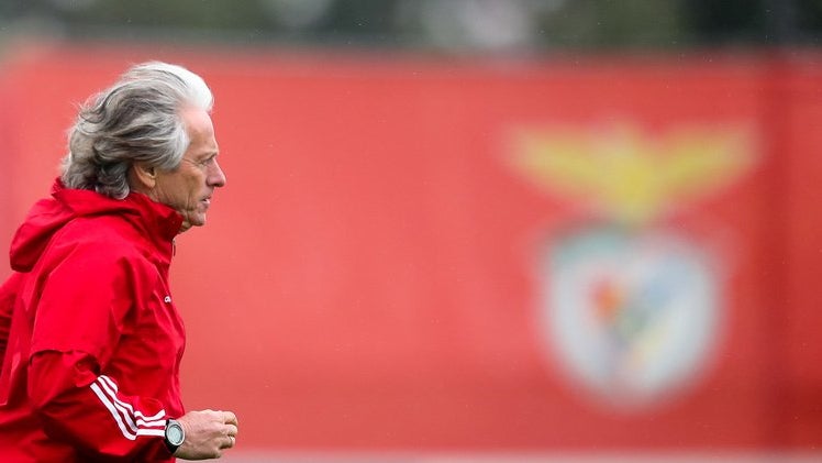 Imagem de Jorge Jesus com covid