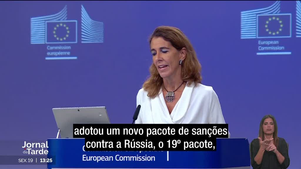 Guerra na Ucrânia. União Europeia aprova novo pacote de sanções à Rússia