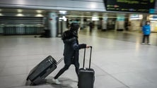 Imagem de Operadores turísticos criticam quarentena ao Reino Unido