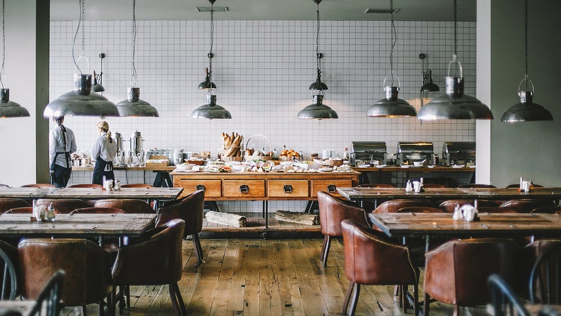 Imagem de Covid-19: Selo “Clean & Safe” alargado a restaurantes e pode ser pedido a partir de hoje