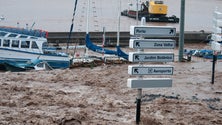 Imagem de Há verbas para vítimas do temporal de 2010 para além do mandato atual