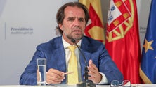 Imagem de Covid-19: Madeira aprova complemento social de 16 ME para trabalhadores em lay-off