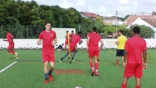 Praiense arranca sem fechar o plantel (Vídeo)