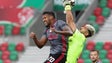 Imagem de Treinador do Marítimo coloca água na fervura após vencer Benfica