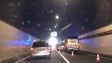 Imagem de Choque em cadeia envolve três viaturas (vídeo)