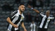 Imagem de Nacional vence Vitória de Guimarães e afasta-se dos últimos lugares
