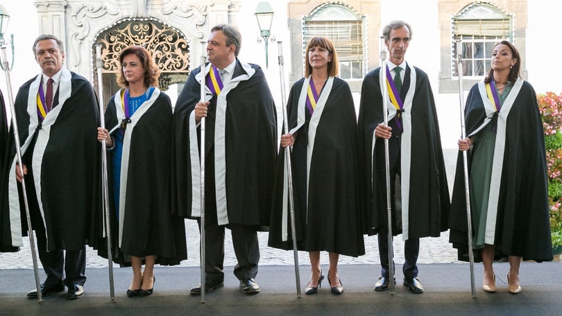 Imagem de Câmara do Funchal distribui pelouros