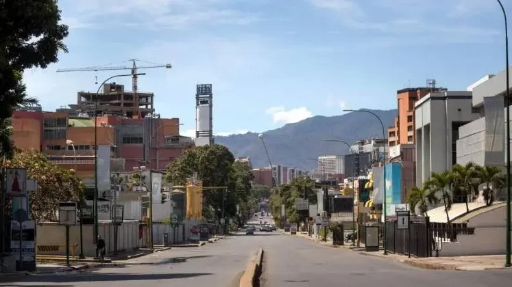 Imagem de Milhares de venezuelanos sem internet por falha na principal operadora estatal