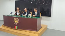 Imagem de Direção do Marítimo apresenta demissão, Fontes não cede