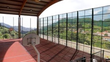 Imagem de Governo Regional vai cobrir o pavilhão da escola do Santo da Serra