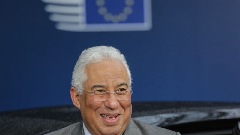 Imagem de Costa encontra-se hoje com May para preparar pós-Brexit