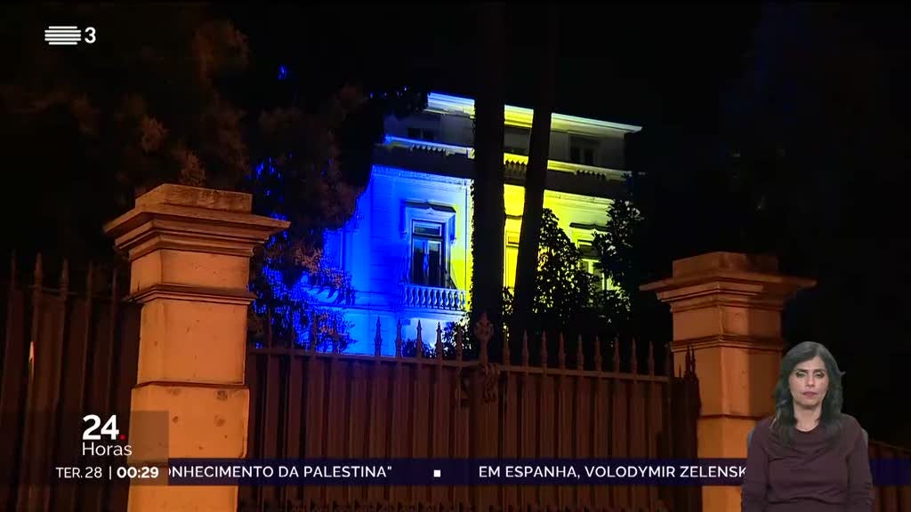 Cores da Ucrânia iluminam fachada do Palácio de São Bento