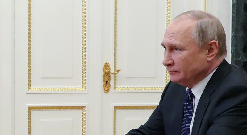 Putin pede ao Ocidente para deixar de dar armas a Kiev