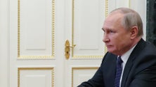 Imagem de Putin pede ao Ocidente para deixar de dar armas a Kiev