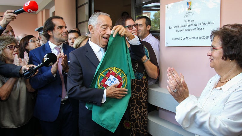 Marcelo distingue Escola Jaime Moniz como Membro Honorário da Ordem de Instrução Pública