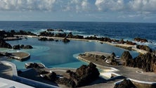 Imagem de Covid-19: Piscinas ao ar livre sujeitas ao regime das praias publicado no Diário da República