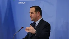 Imagem de Funcionários públicos vão passar a progredir quando atingirem oito pontos