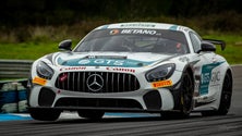 Francisco Abreu vence corridas no autódromo do Estoril já campeão