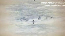 Imagem de Força Aérea salva iatistas franceses ao largo da Terceira (Vídeo)