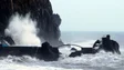 Imagem de Mar agitado, vento forte leva a aviso