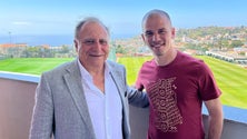 Imagem de Victor Gomes visitou o complexo desportivo do Marítimo