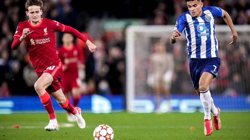 FC Porto perde em Liverpool