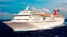 Imagem de Carnival Inspiration a sul da Madeira, na derradeira viagem