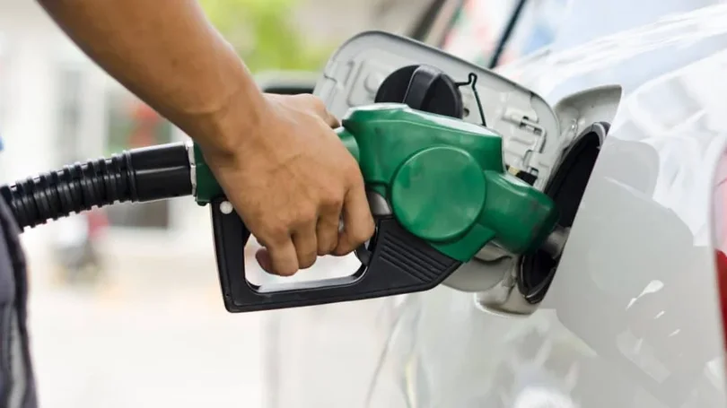 Imagem de Descida de 4 cêntimos tanto para a gasolina como para o gasóleo