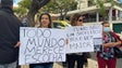 Manifestação contra a vacinação de crianças (áudio)