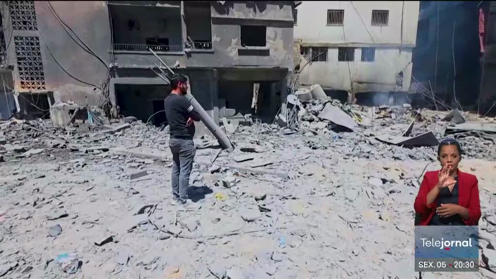 Irão declara apoio ao Hezbollah.