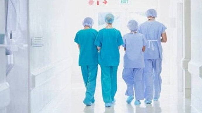 Imagem de Covid-19: Mais de 83% dos profissionais de saúde infetados em Portugal já recuperaram