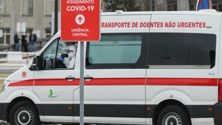 Imagem de Dezasseis mortes e mais 3.794 infeções
