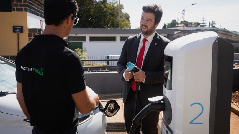 Câmara do Funchal assinala Semana da Mobilidade com 11 postos de carregamento para veículos elétricos