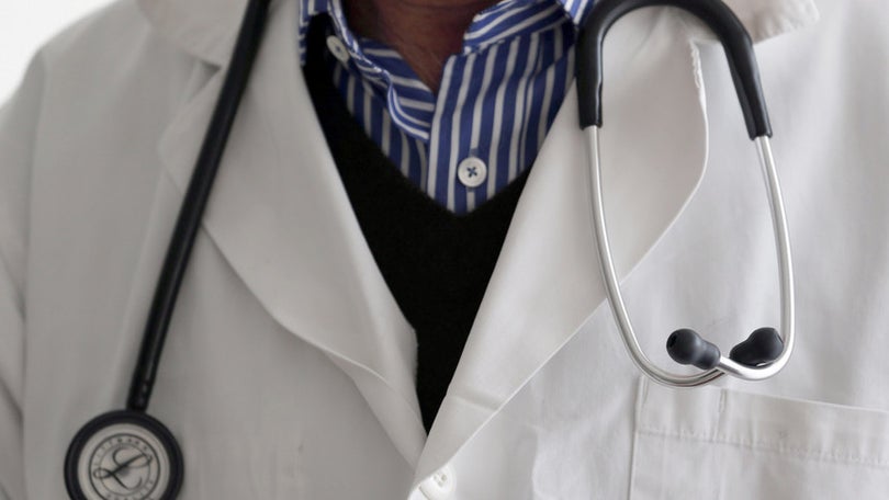 Imagem de Madeira pode contratar quatro médicos aposentados em 2019