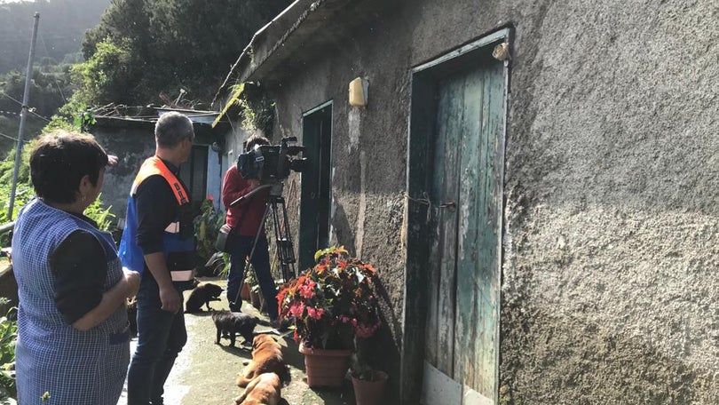 Chuva deixa uma casa no Porto da Cruz sem condições de habitabilidade