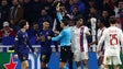 Imagem de FC Porto empata em Lyon e é eliminado
