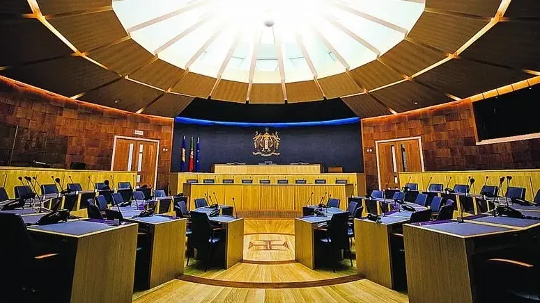 Assembleia Legislativa da Madeira dá parecer negativo ao Orçamento do Estado de 2024