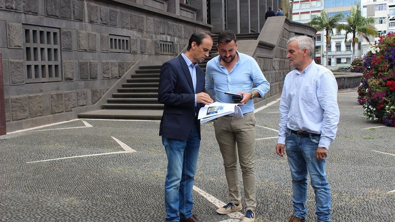 Imagem de PS faz queixa ao MP contra autarca de Câmara de Lobos