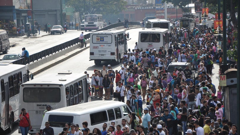 Preços dos transportes na Venezuela aumentaram um milhão por cento