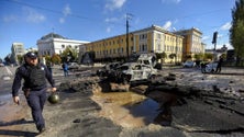 Imagem de Novos ataques russos atingem infraestrutura de energia em Lviv