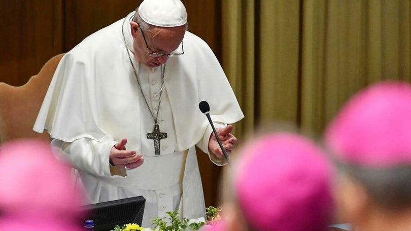 Papa pede medidas concretas para erradicar crimes sexuais