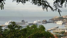 Imagem de 11 navios de cruzeiro na passagem de ano (áudio)