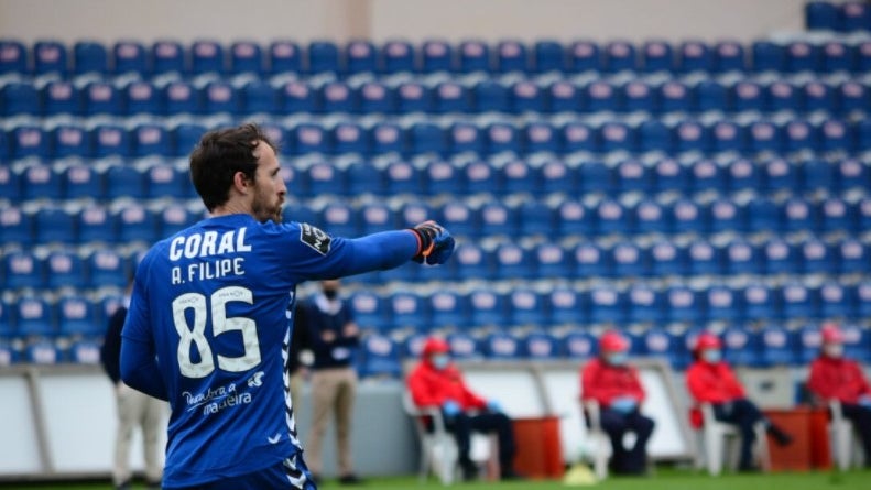 Imagem de António Filipe renova com o Nacional