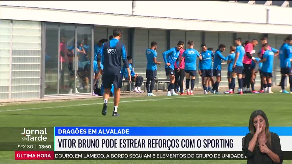 Dragões em Alvalade. Vitor Bruno pode estrear reforços com o Sporting