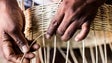 Imagem de Covid-19: Desempregados madeirenses aprendem a trabalhar o vime (Vídeo)
