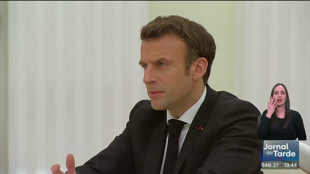 Imagem de Emmanuel Macron com papel central na aliança europeia pró-Ucrânia