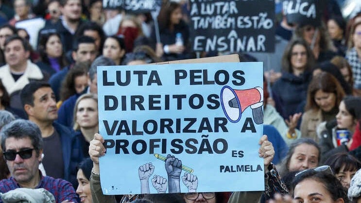 Imagem de Sindicatos dos professores antecipam manifestação nacional para 11 de fevereiro