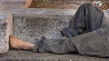 Imagem de Funchal instala 12 cacifos para os sem abrigo