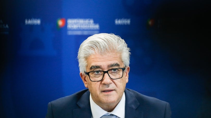 Imagem de Governo pede «tranquilidade» sobre mutação de variante