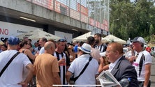 Imagem de Adeptos rivais com comportamento exemplar (vídeo)
